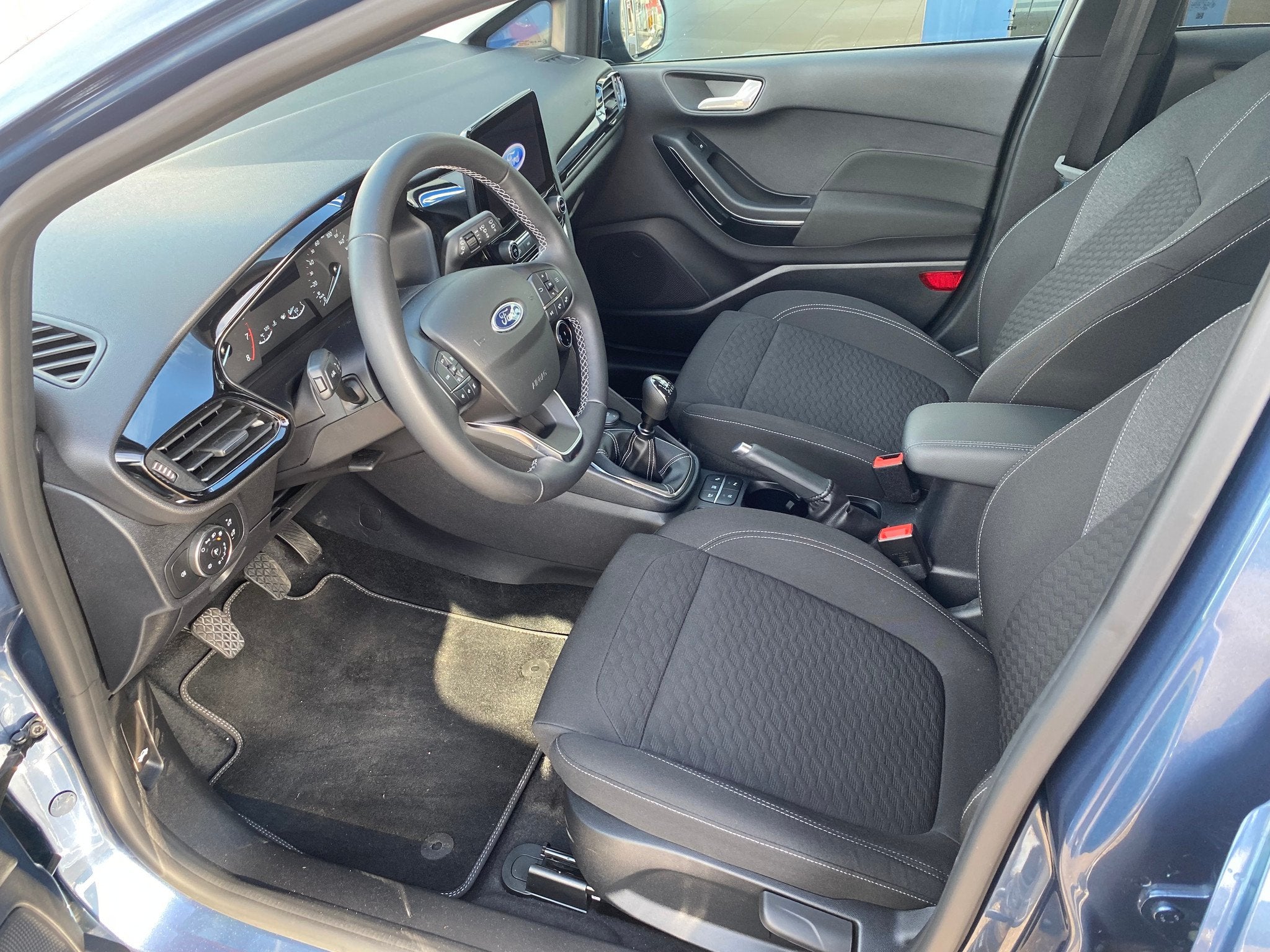Ford Fiesta Titanium 1.0I MHEV 125PK VERLENGAR 02/29 100.000, Autos, Ford, Achat, Euro 6, Entreprise, Noir