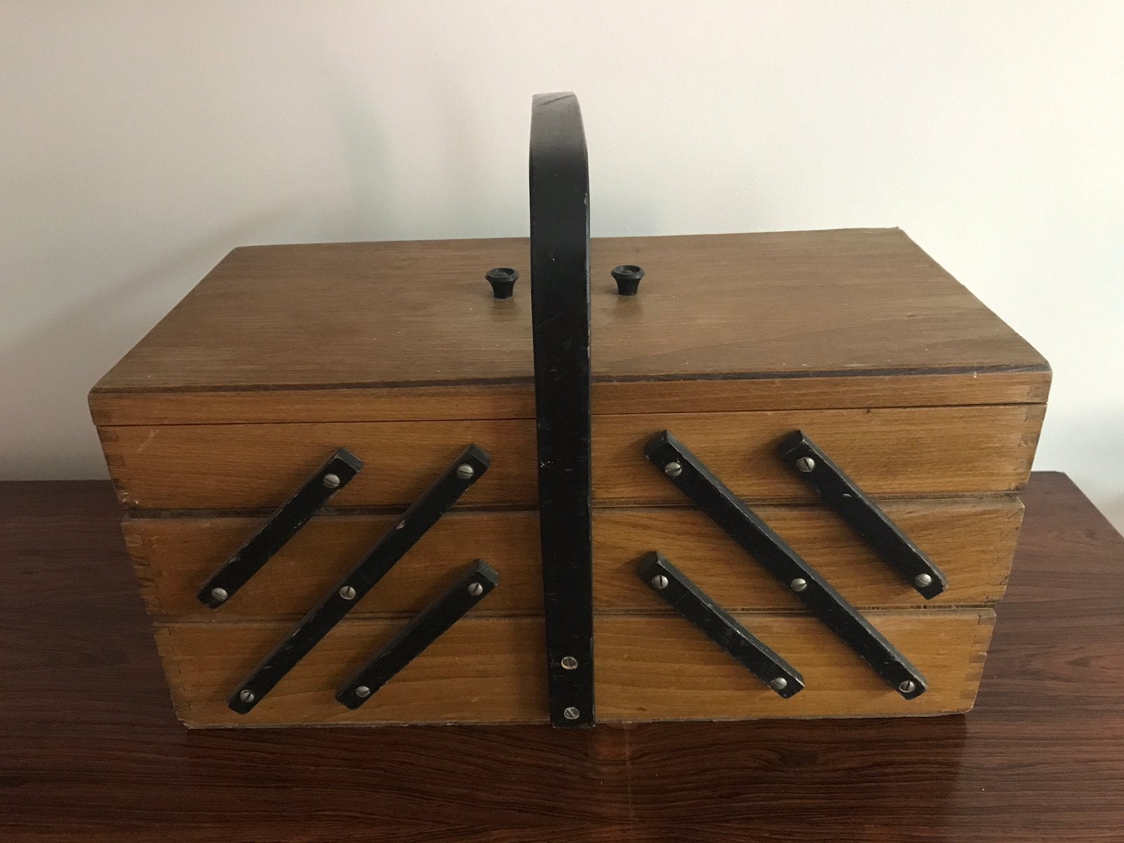 Oude houten naaidoos naaikoffer naaikist naaien, Antiek en Kunst, Ophalen