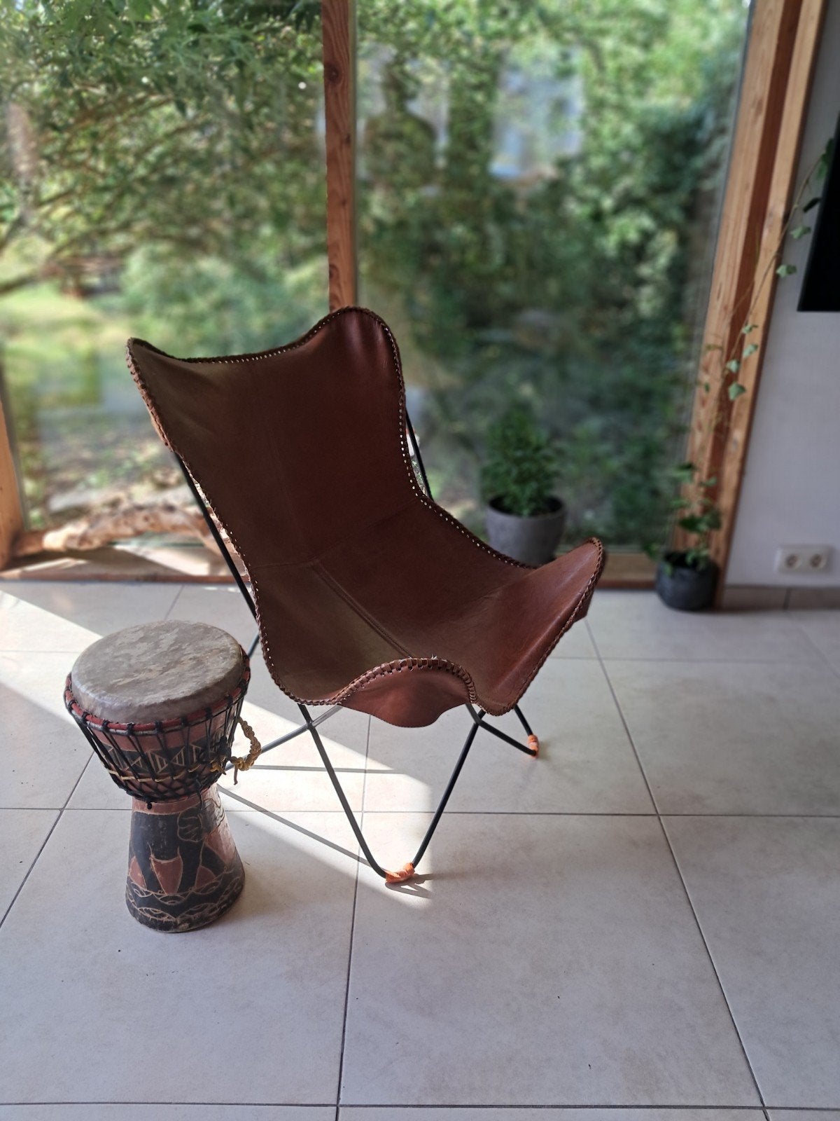 siège fer forgé et cuir état neuf, Enlèvement, Cuir