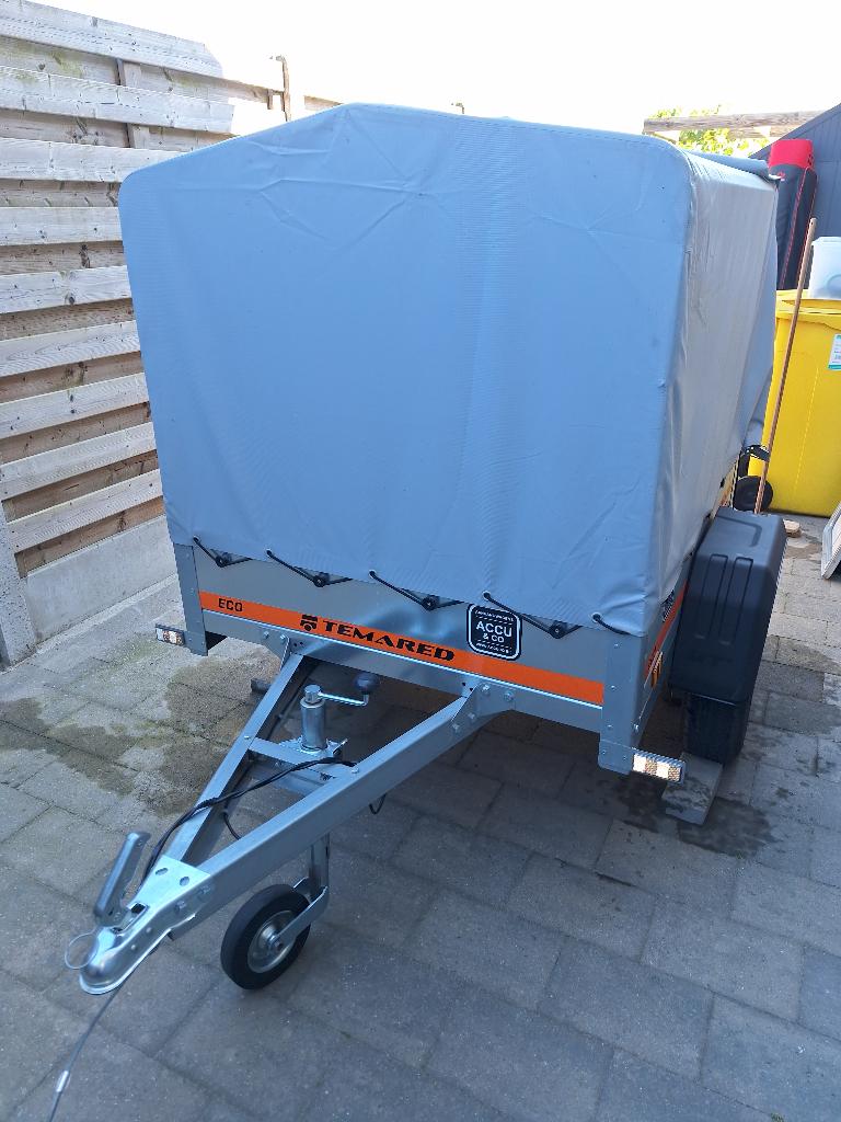 Temared 150*106 + met huifzeil - enkele as ongeremd, Enlèvement, Utilisé