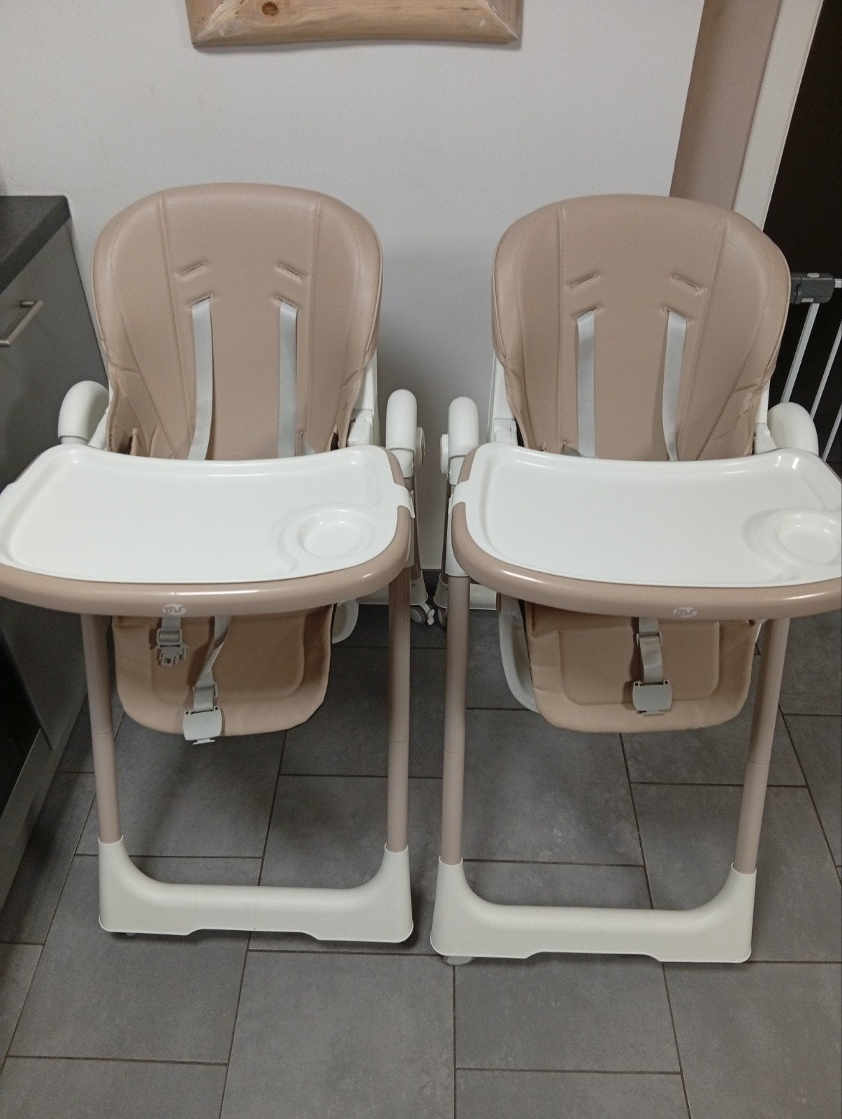 chaise bébé très peu utilisé 45€ piéce, Enlèvement