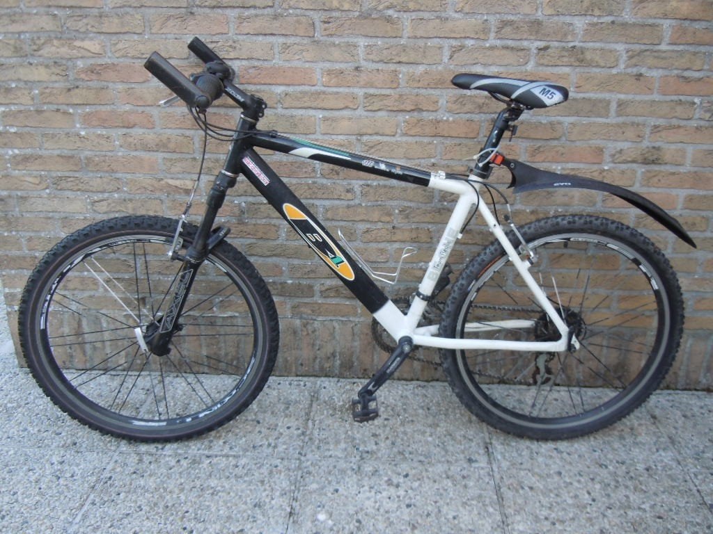 mountainbike BeOneTeamReplie 26", Ophalen