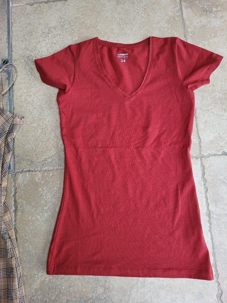 Nieuwe rode t-shirt mt 176, Kinderen en Baby's, Kinderkleding | Maat 176, Meisje, Ophalen of Verzenden, Shirt of Longsleeve, Nieuw
