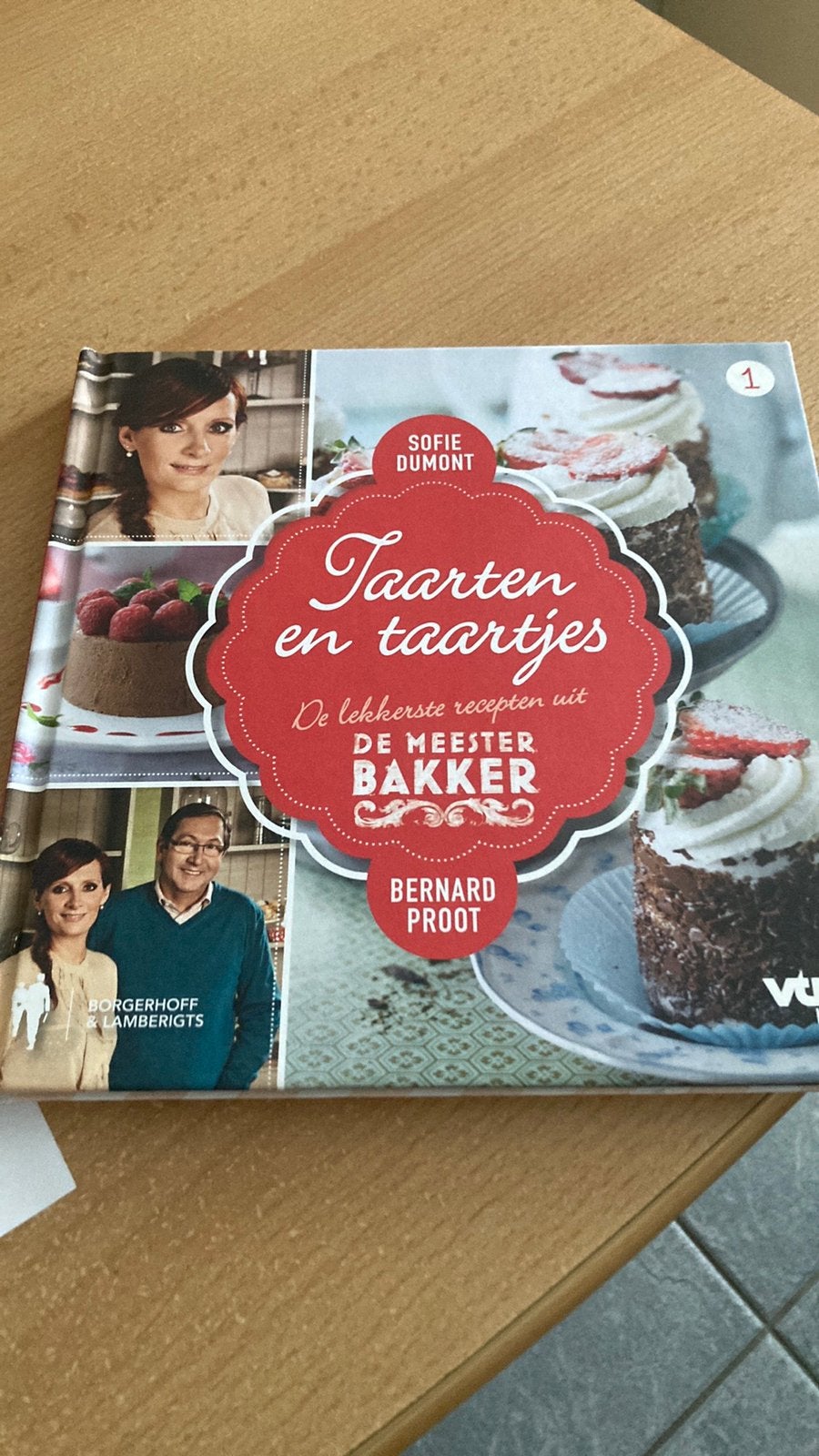 Taarten en taarten Sofie Dumont, Ophalen of Verzenden, Zo goed als nieuw