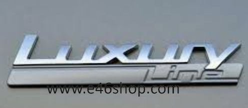 EMBLEEM " LUXERY LINE  " BMW  OE 51147418530 NIEUW, Auto-onderdelen, Carrosserie, BMW, Nieuw, Ophalen of Verzenden
