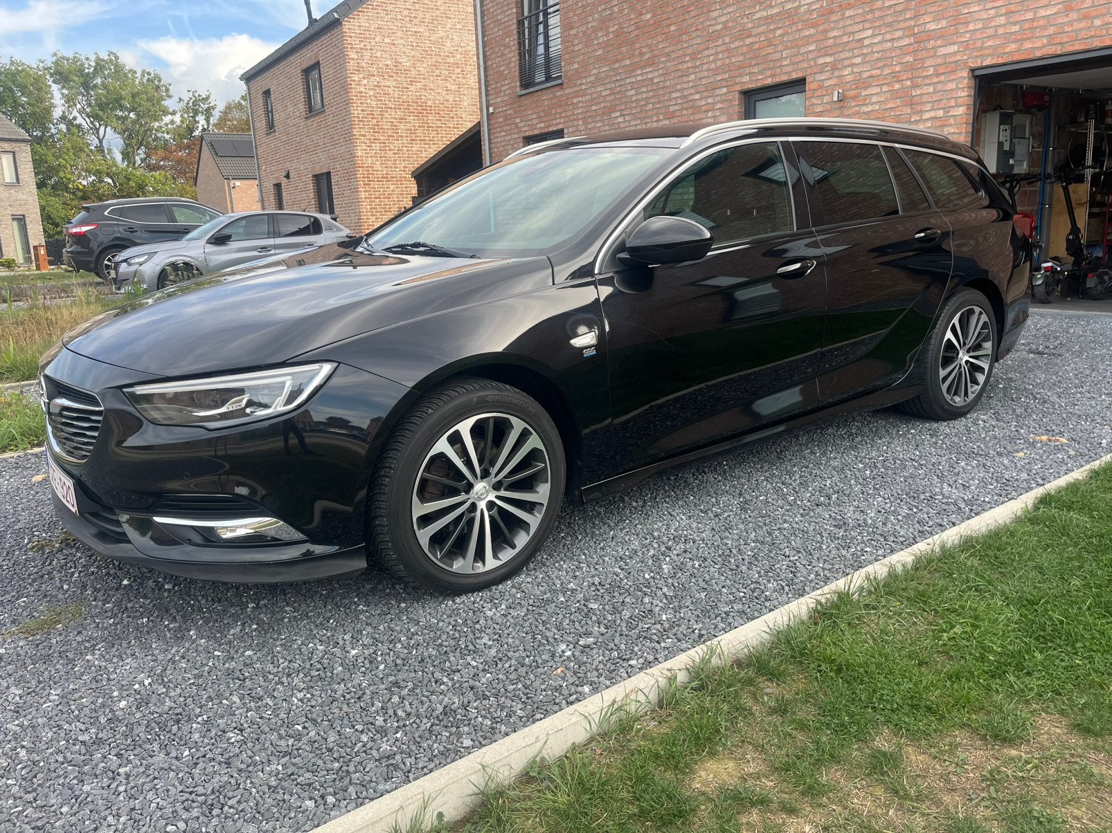 Opel insignia sport tourer OPC line automatique, Autos, Euro 6, Noir, Particulier, 4 cylindres