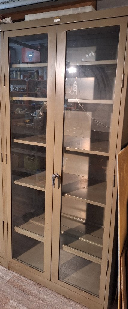 Vitrine Mewaf, industrielle, métal, vintage, 25 à 50 cm, Verre, 50 à 100 cm, 150 à 200 cm
