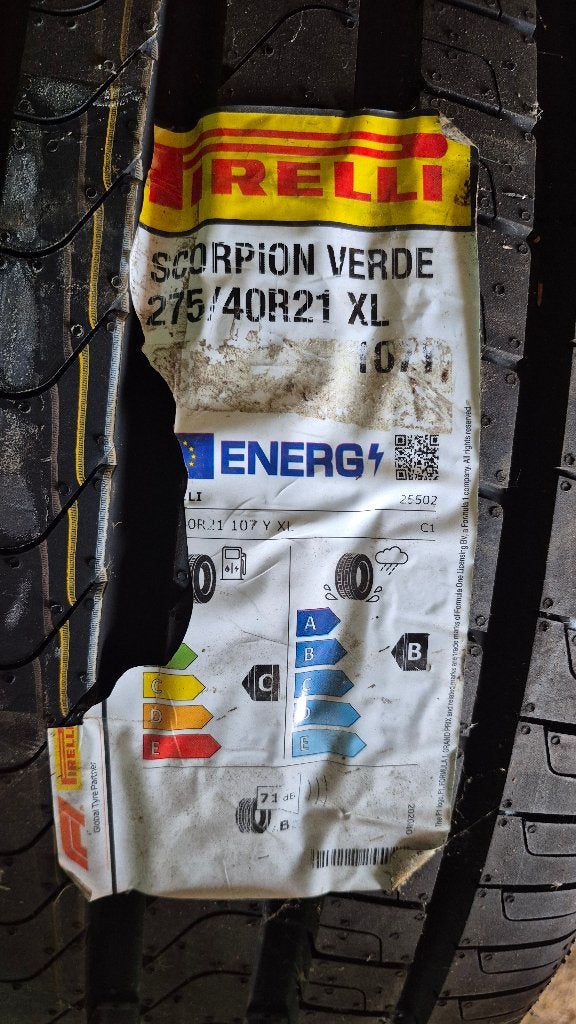 Pneu de voiture neuf Pirelli Scorpion Verde 275/40 R21, Neuf, 21 pouces, Pneu(s), Enlèvement