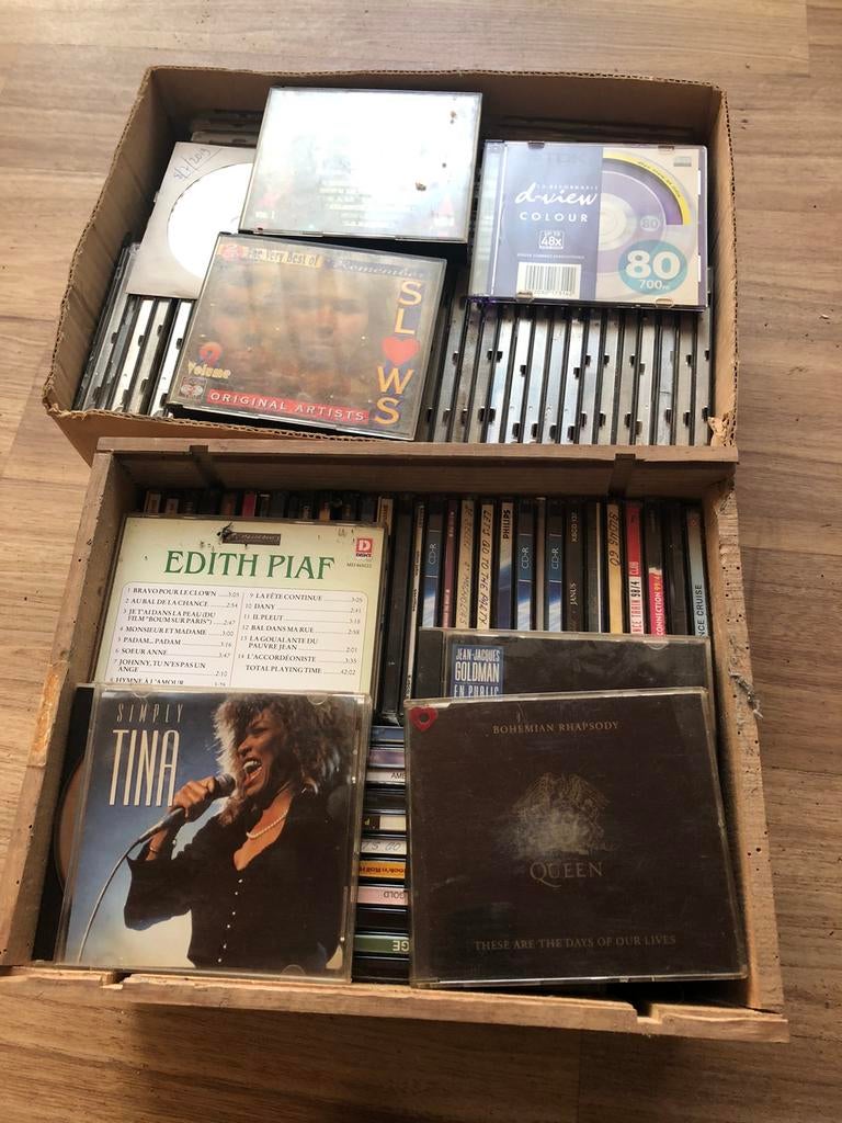 CD tres bel etat, CD & DVD, Enlèvement, Comme neuf