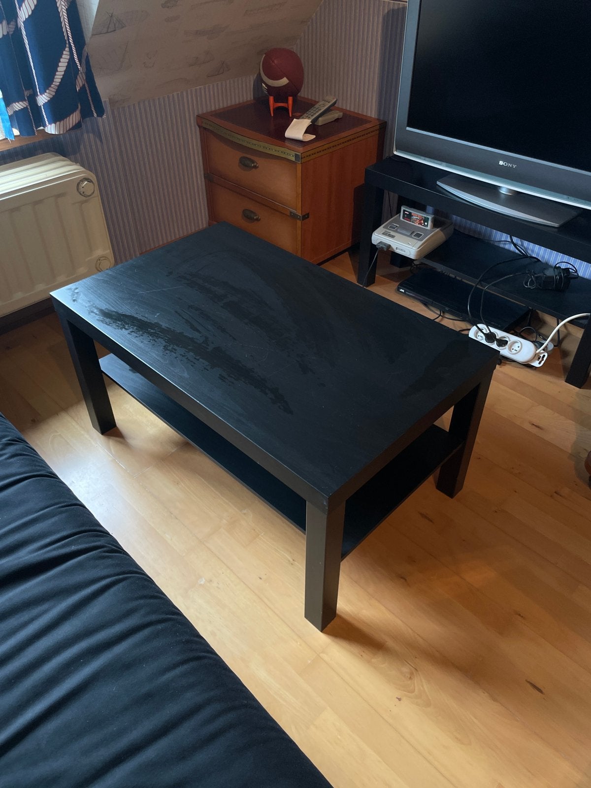 Table basse ikea lack marron fonce, Enlèvement, Comme neuf, Rectangulaire