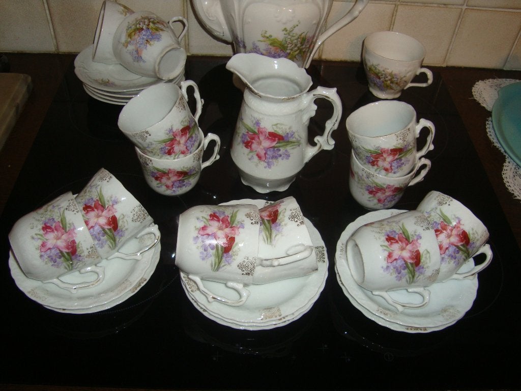 Deel van een porseleinen koffieservies., Antiek en Kunst, Ophalen