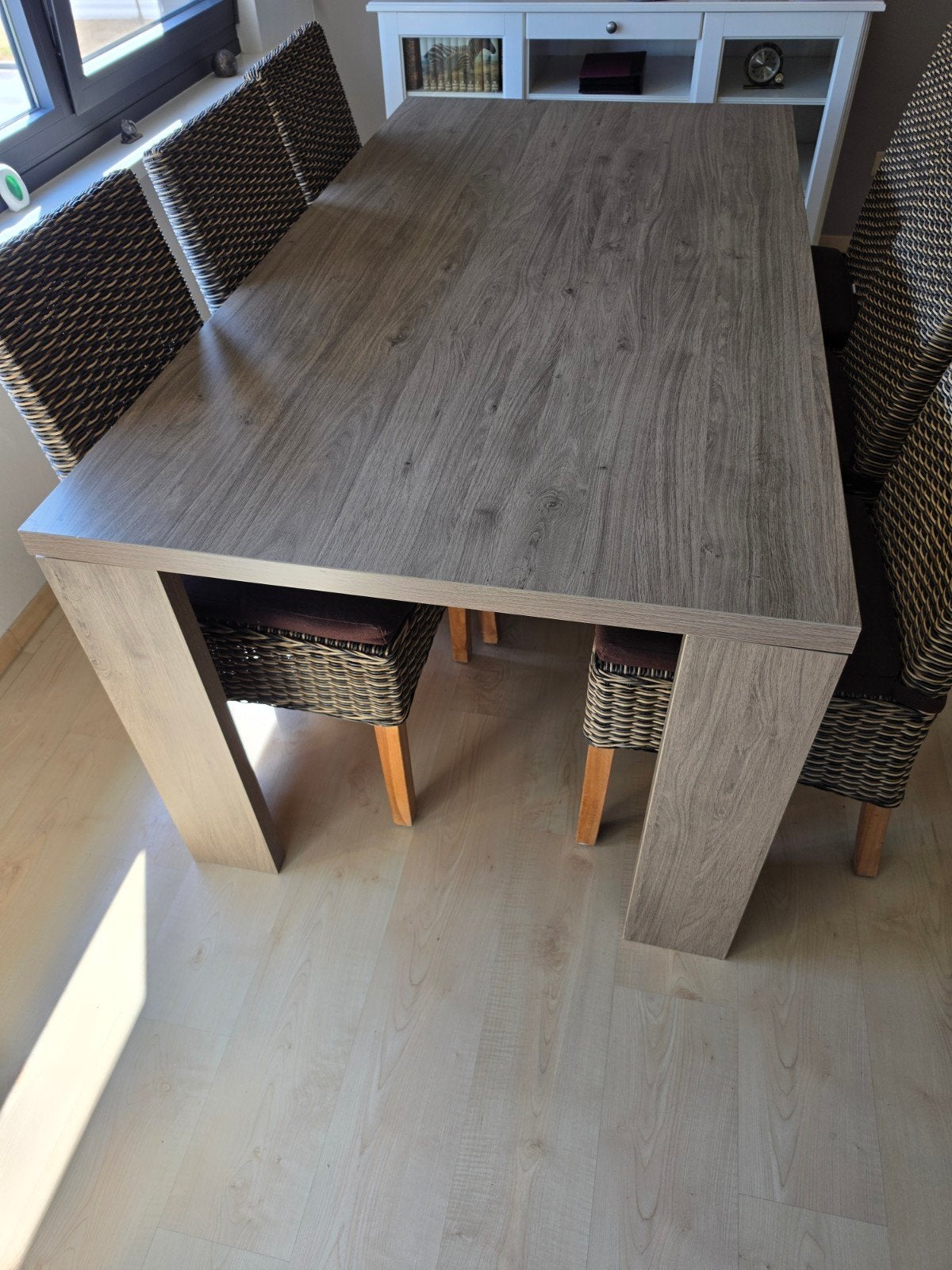 Eetkamertafel met 6 rieten stoelen + salontafel, Ophalen, Gebruikt, Grenenhout
