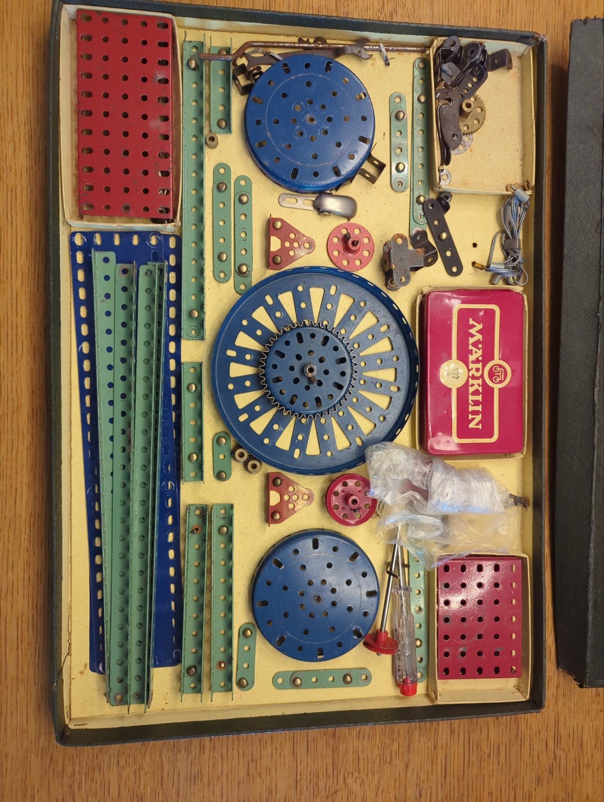 Vintage Märklin Metalen Bouwdoos 102A – Retro Constructiespe, Antiek en Kunst, Ophalen