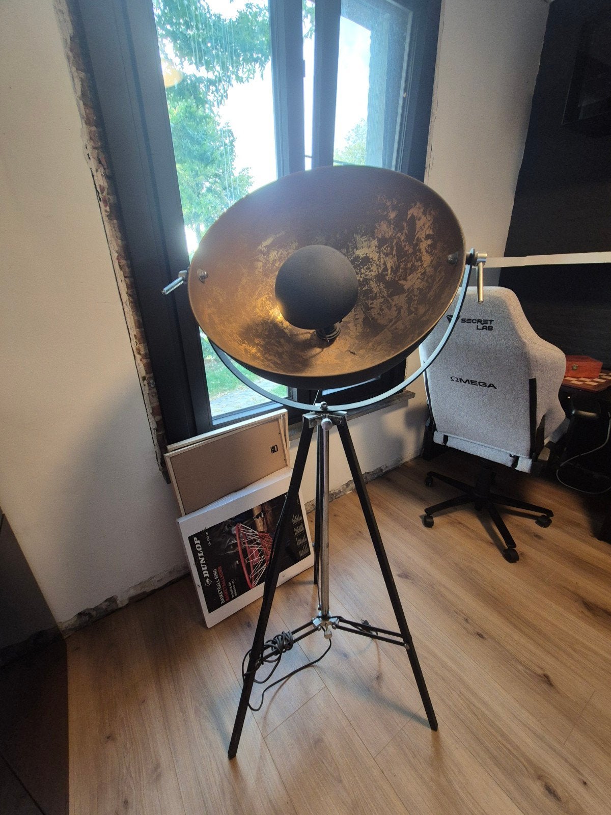 industriële tripod vloerlamp, Ophalen