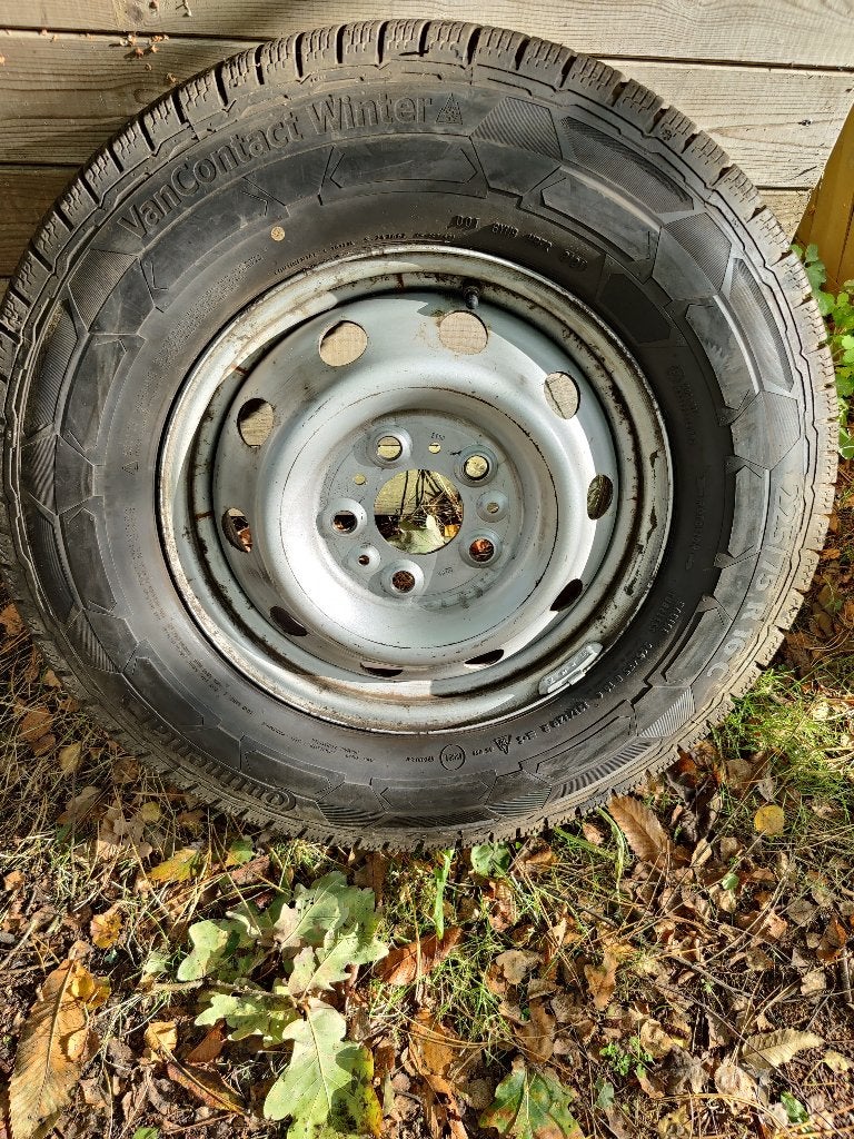 Pneus d'hiver Cont. camping-cars 225/75/R16C  profil 10 mm, Autos : Pièces & Accessoires, Pneus et Jantes, Pneus hiver, 16 pouces