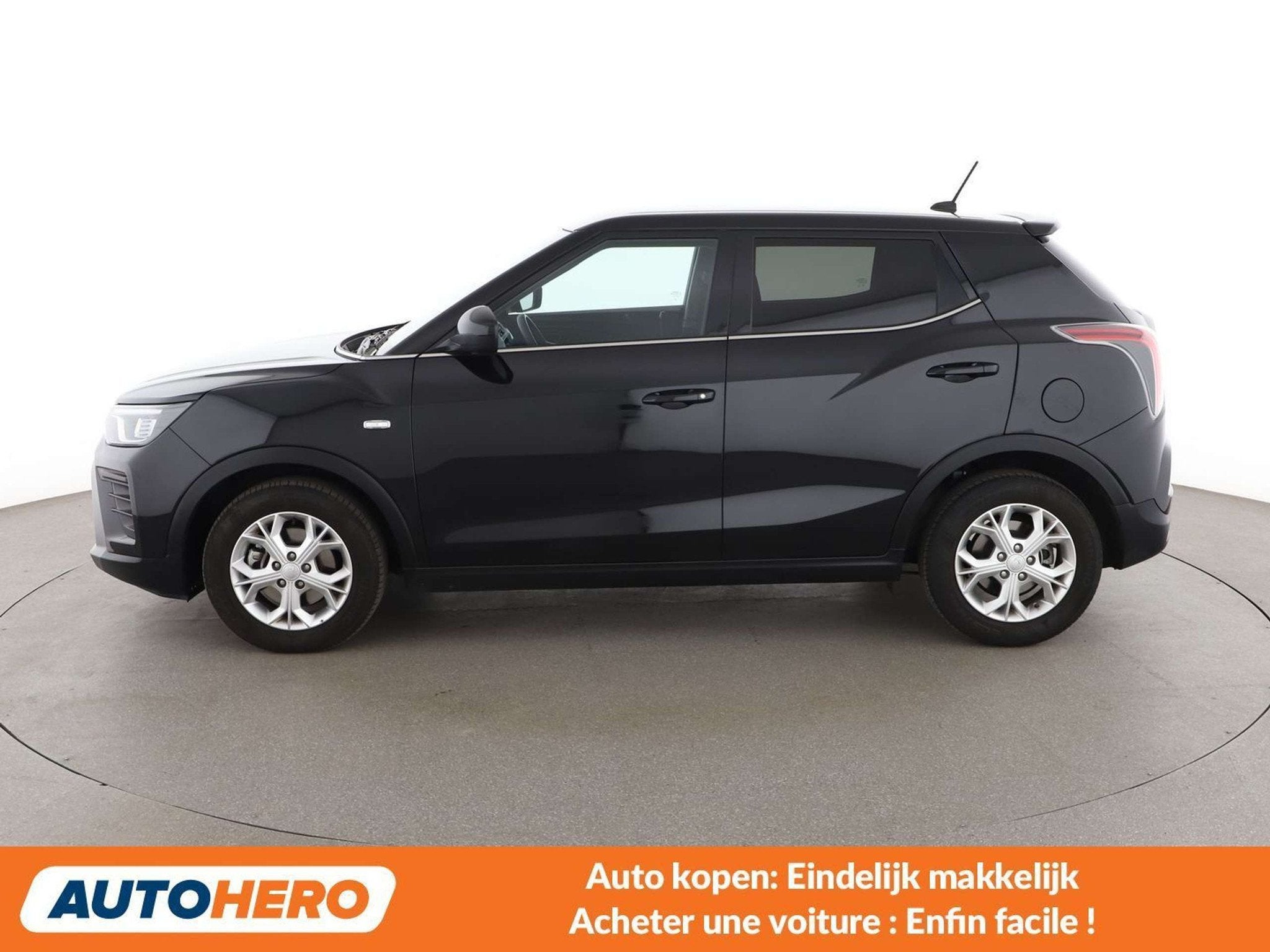 KGM Tivoli 1.5 T-GDi (année de construction 2025), Autos, Boîte manuelle, Noir, 5 portes, 159 g/km
