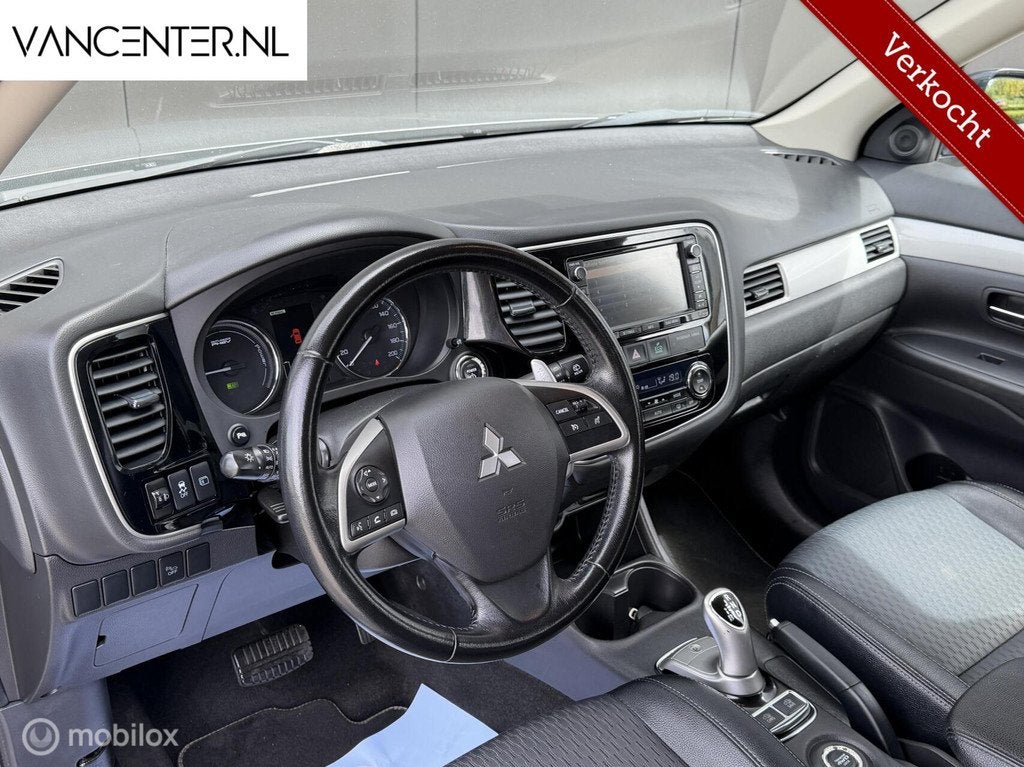Mitsubishi Outlander 2.0 PHEV Automaat Benzine Hybride Clima, Auto's, Mitsubishi, Automaat, Zwart, 4 cilinders, 89 kW