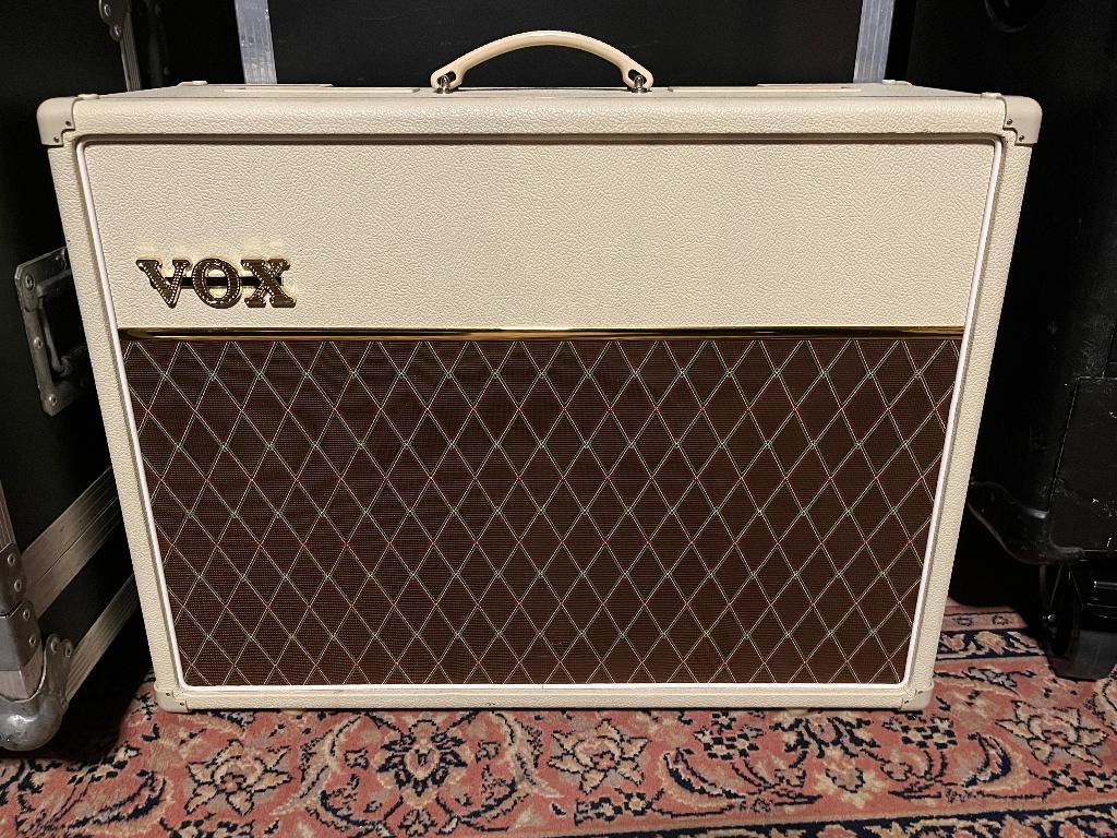 vox AC30S1 LIMITED EDITION CREAM BRONCO, Muziek en Instrumenten, Versterkers | Bas en Gitaar, Ophalen, Zo goed als nieuw, Gitaar