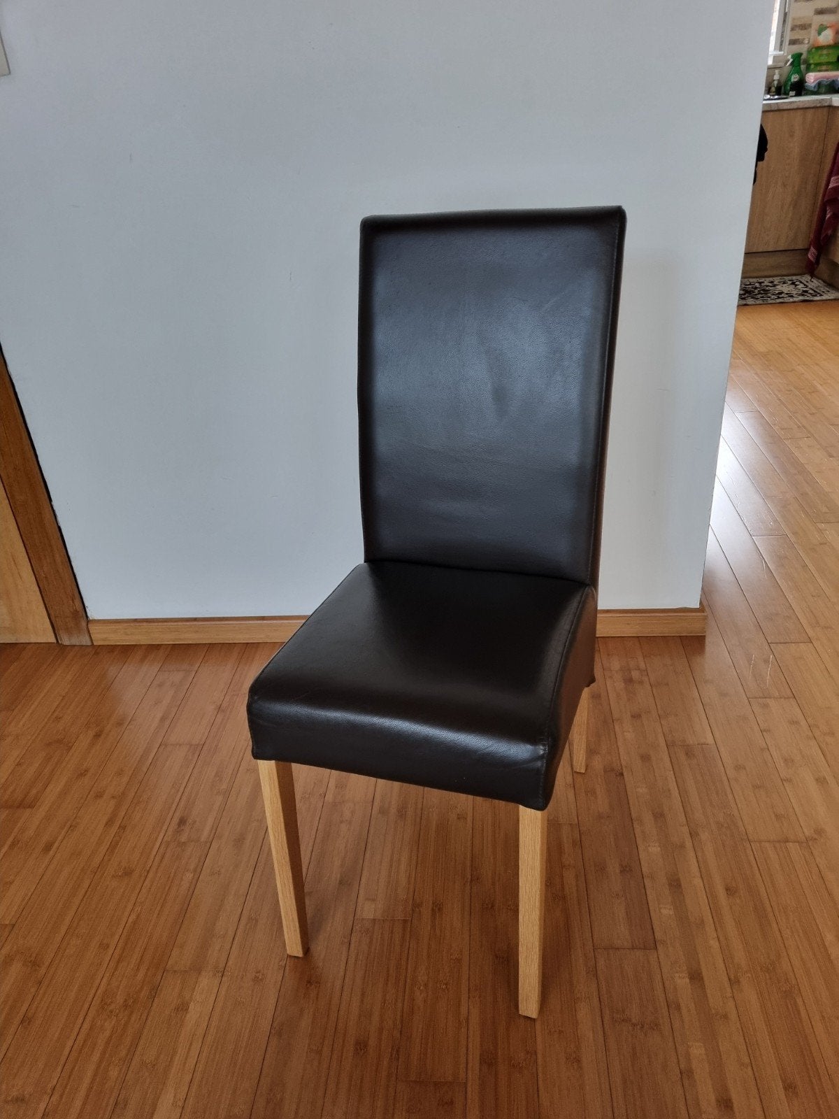 6 chaise de table en cuir état neuf pas de griffe et autre, Maison & Meubles, Chaises, Enlèvement ou Envoi, Cuir
