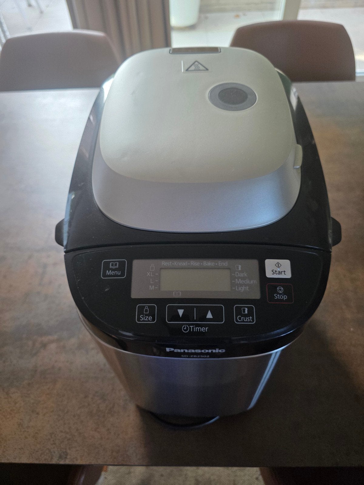 broodbakmachine, 1200 tot 1600 gram deeg, Ophalen, Zo goed als nieuw, Kijkvenster