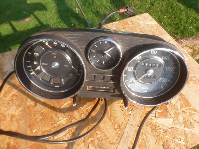 MERCEDES W 108:220 meter, temp  die gaat, meters, horloge:, Auto-onderdelen, Ruiten en Toebehoren, Gebruikt, Ophalen of Verzenden