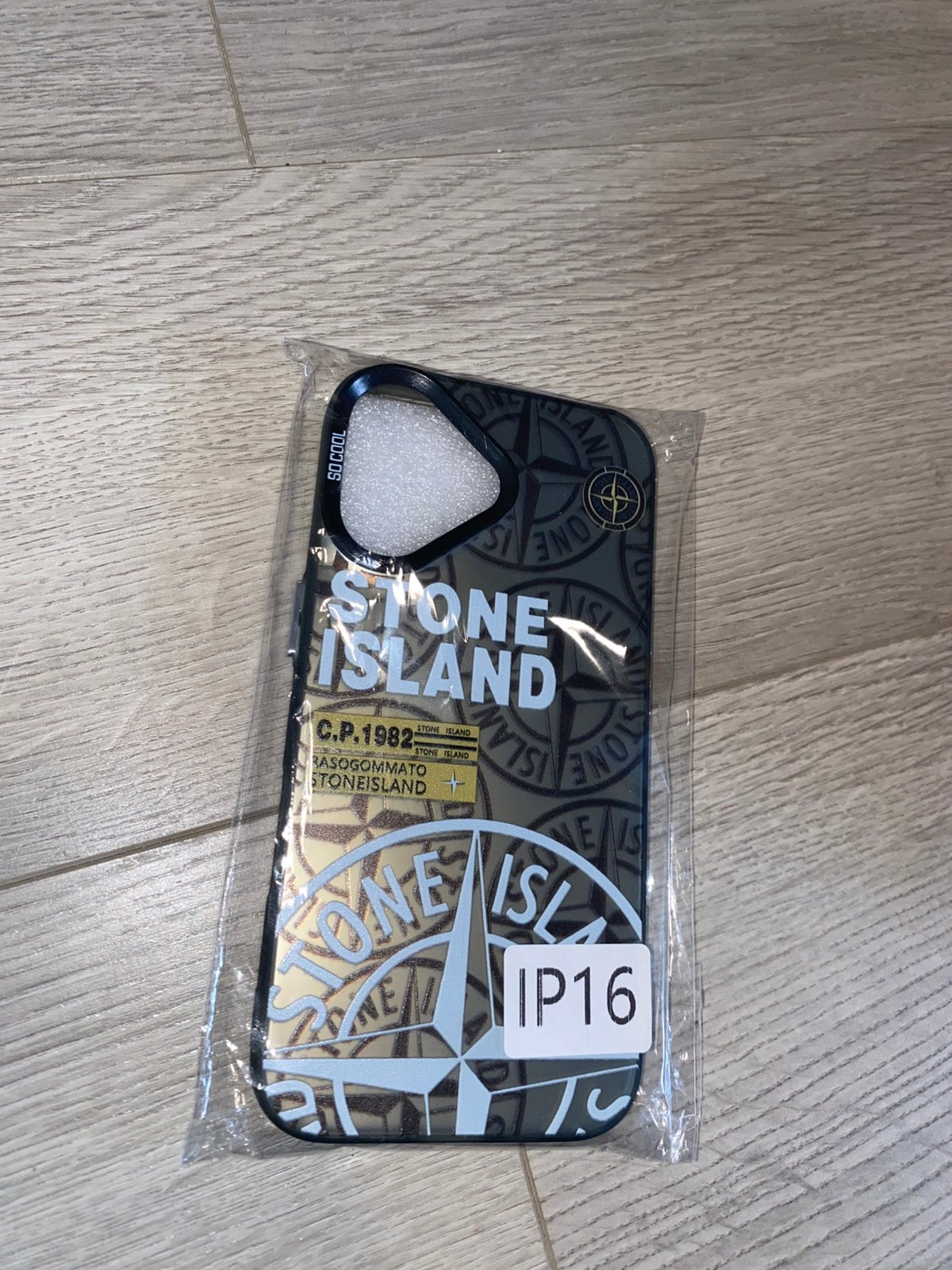 Stone island case Iphone 16, Telecommunicatie, Mobiele telefoons | Hoesjes en Screenprotectors | Apple iPhone, Ophalen, Zo goed als nieuw