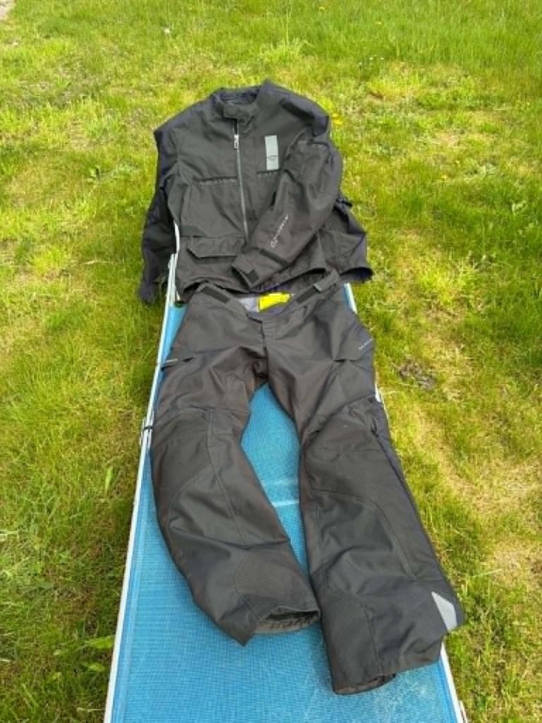 macna waterdicht motorpak, jas, broek en helm rocc, Motoren, Kleding | Motorkleding, Combipak, Heren, Tweedehands, Ophalen