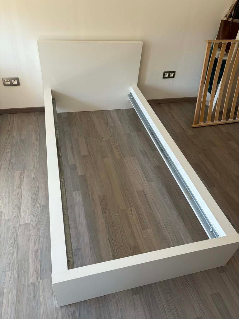 1 persoonsbed 90x200, Ophalen, Gebruikt, 90 cm, Eenpersoons