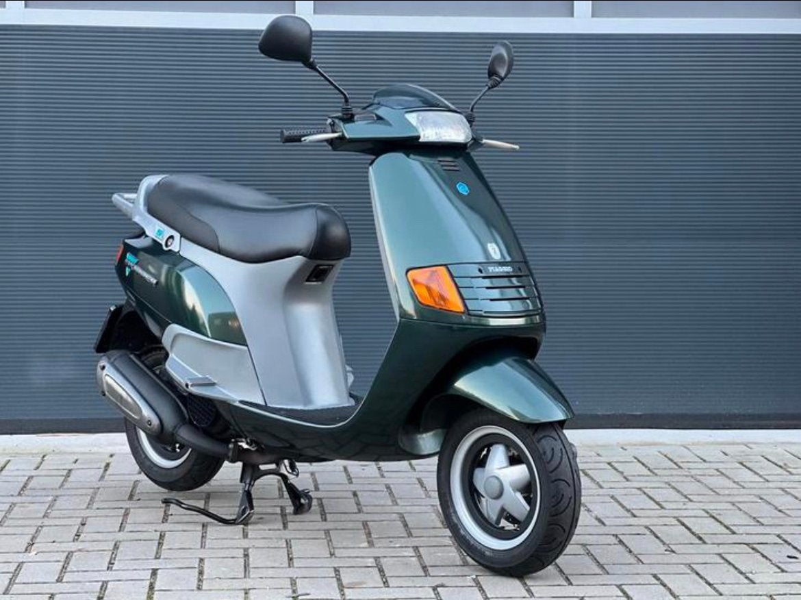 GEZOCHT!! Piaggo skipper 125cc, Vélos & Vélomoteurs, Scooters | Piaggio, Enlèvement, Comme neuf