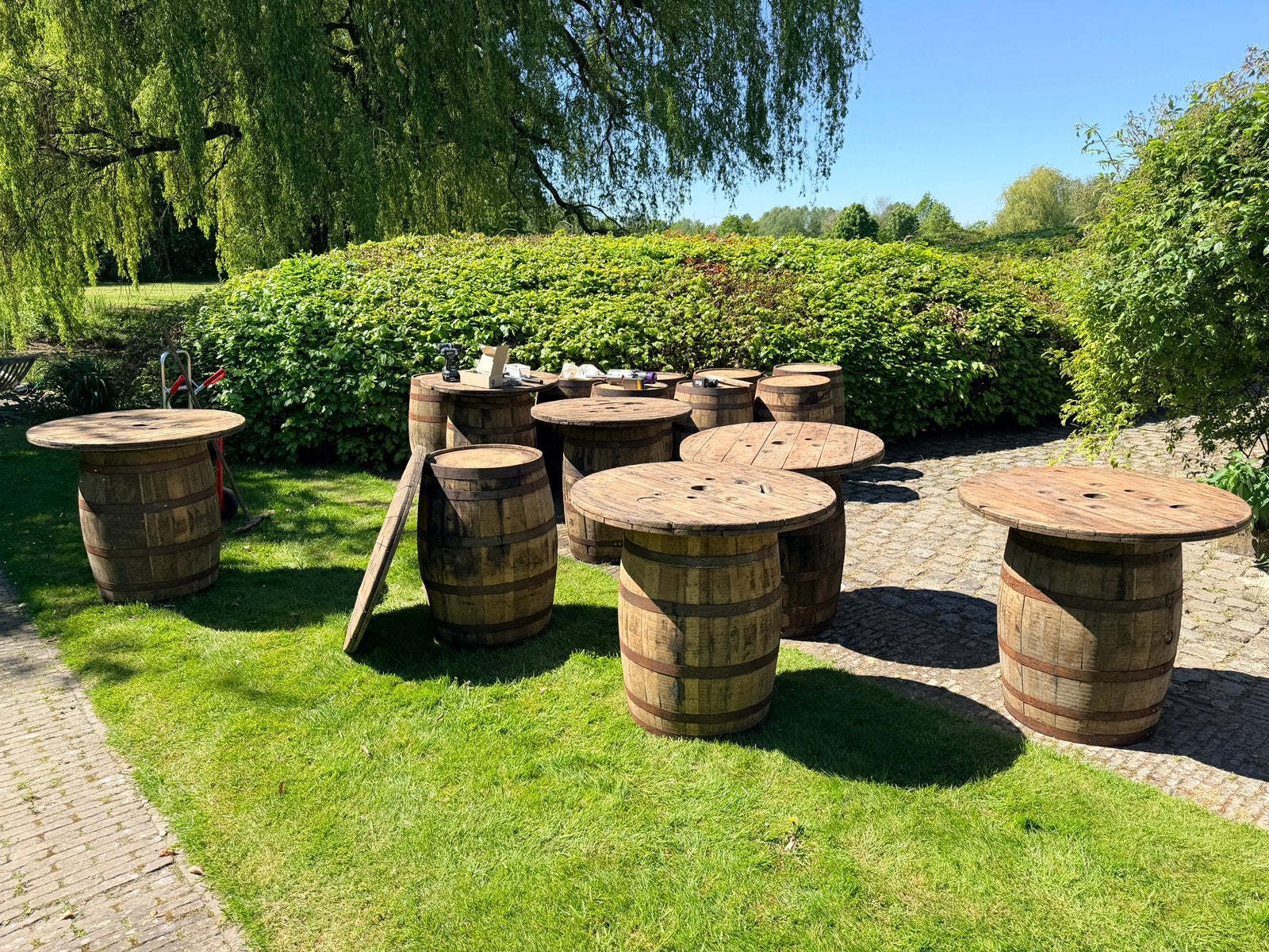 15x Whiskyvaten en tafels, Ophalen, Gebruikt, Hout