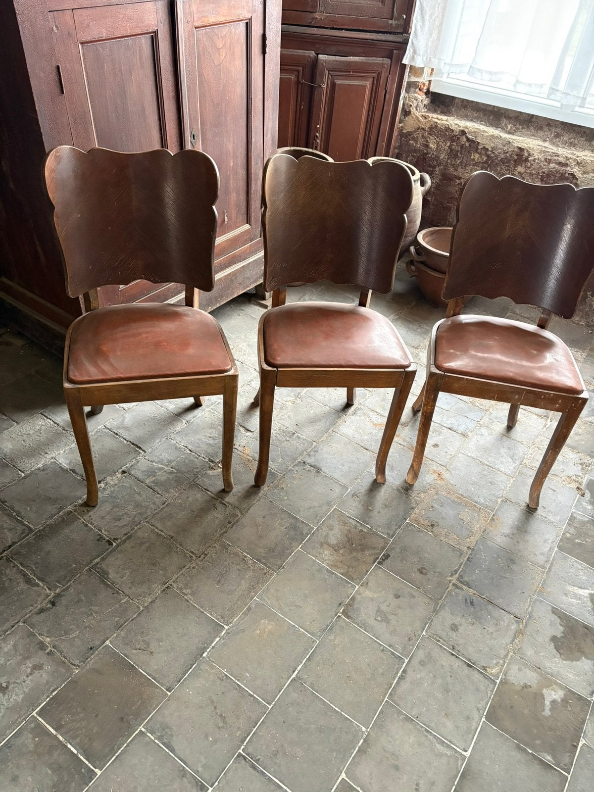 3 stoelen, Ophalen