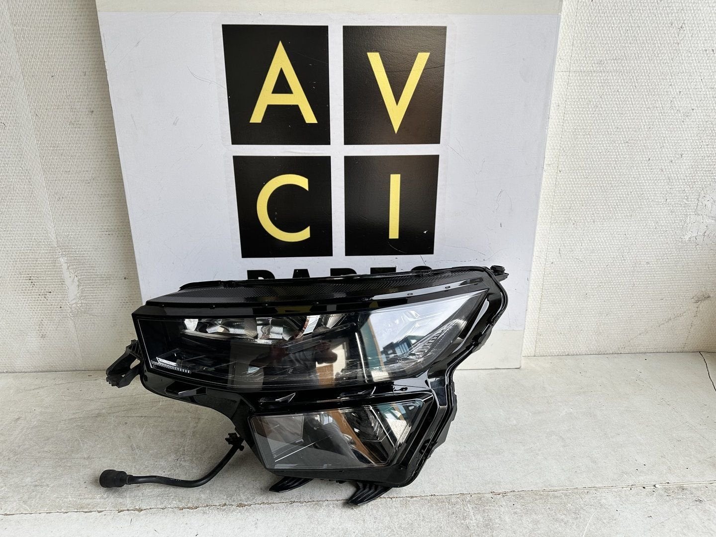 Koplamp Skoda Kodiaq Facelift Volled compleet 566941035, Gebruikt, -, -, Ophalen of Verzenden