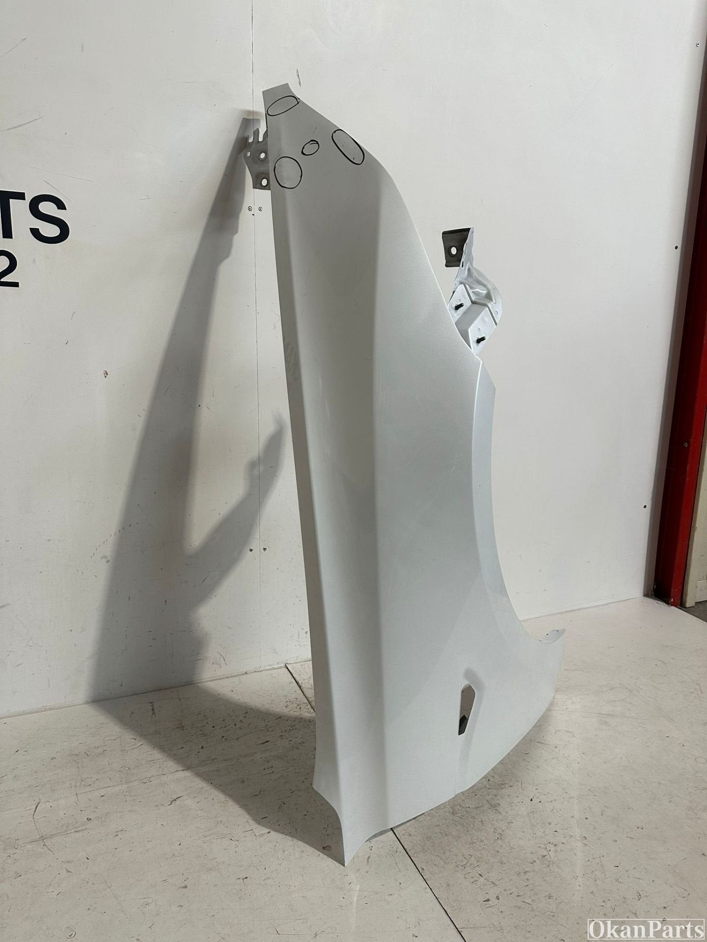 Aile avant droite pour Tesla Model 3 Highland, Fabrikant BV, Utilisé, Info@fabrikant.eu, Fabrikantstraat 1
1000 AA  Amsterdam, NL