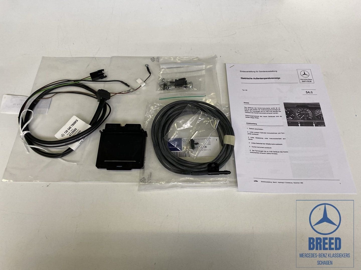 NOS inbouwset buitentemperatuurmeter Mercedes-Benz W126 C126, -, Nieuw, Ophalen of Verzenden, -