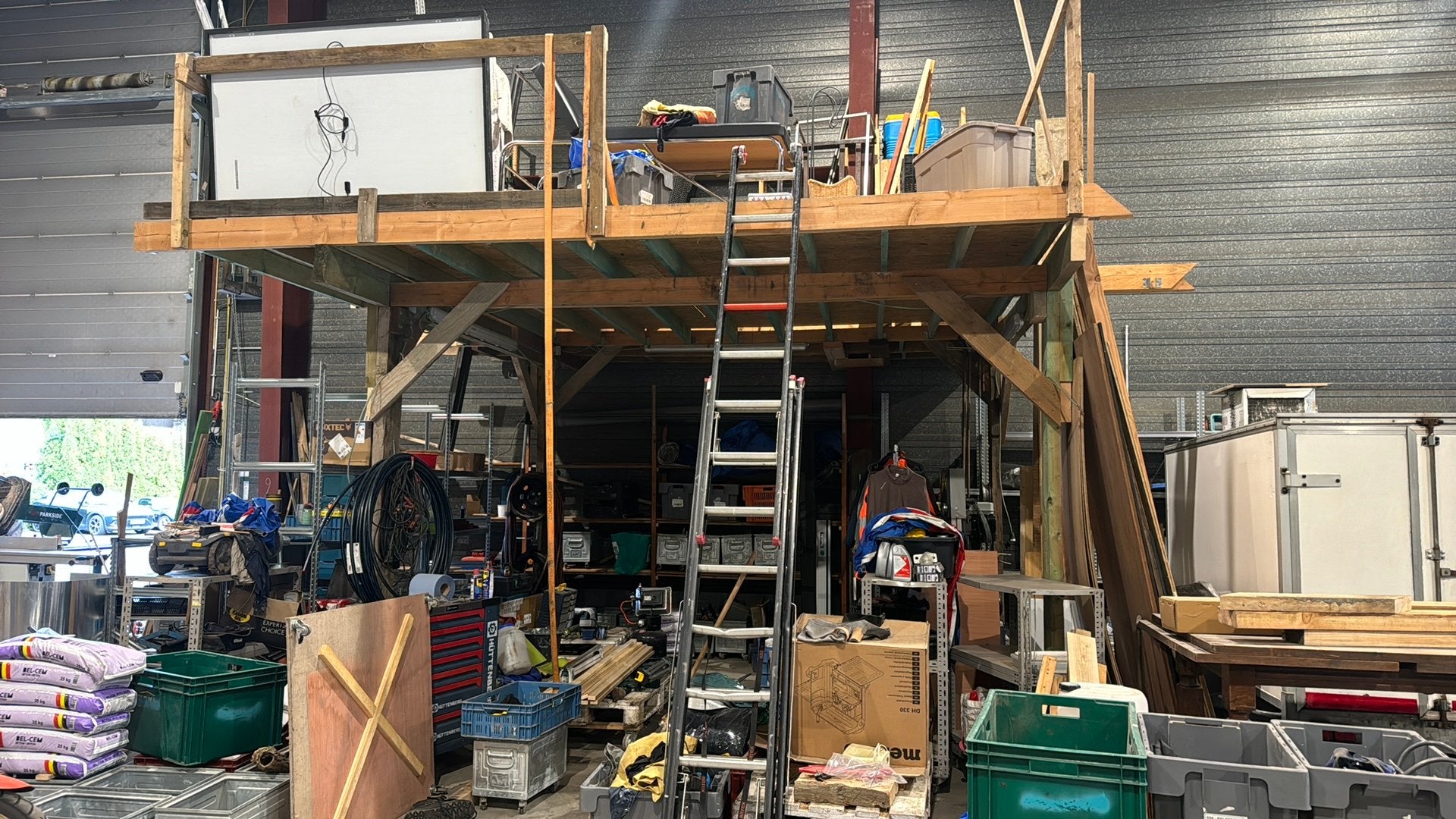 Mezzanine / atelier / étagère acier et ikea, Bricolage & Construction, Enlèvement ou Envoi