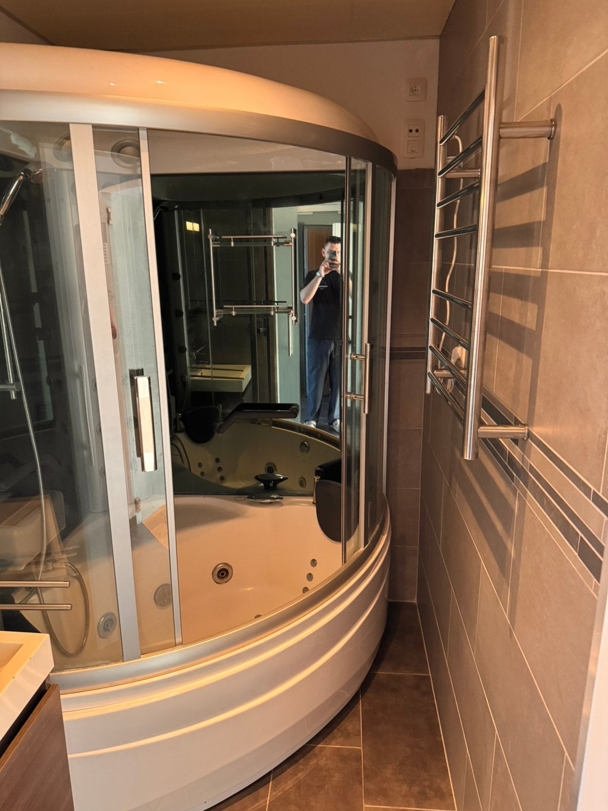 Bain à remous avec cabine de douche — 250€ — Malines, Maison & Meubles, Enlèvement ou Envoi, Utilisé