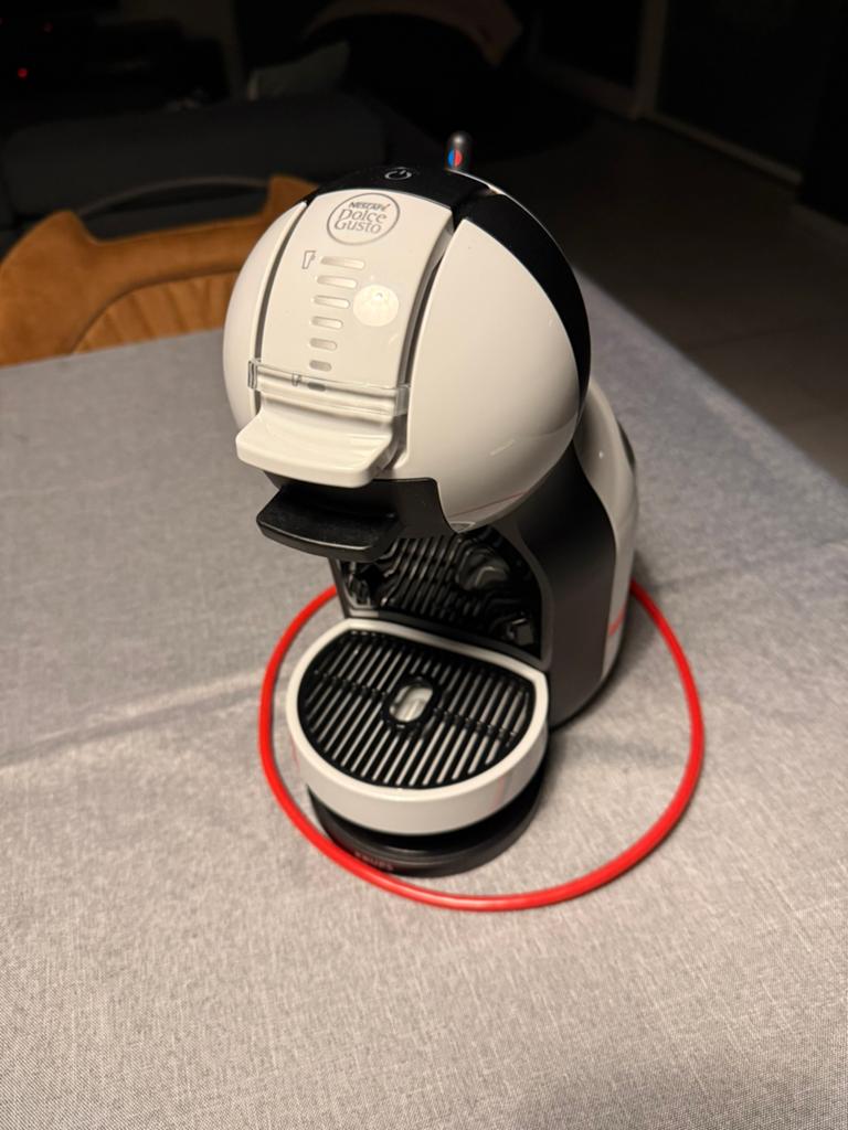 Dolce Gusto, Electroménager, Cafetières, Enlèvement, Comme neuf, Cafetière