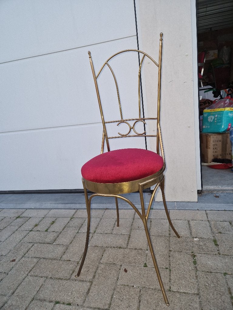 Brocant stoel, Ophalen