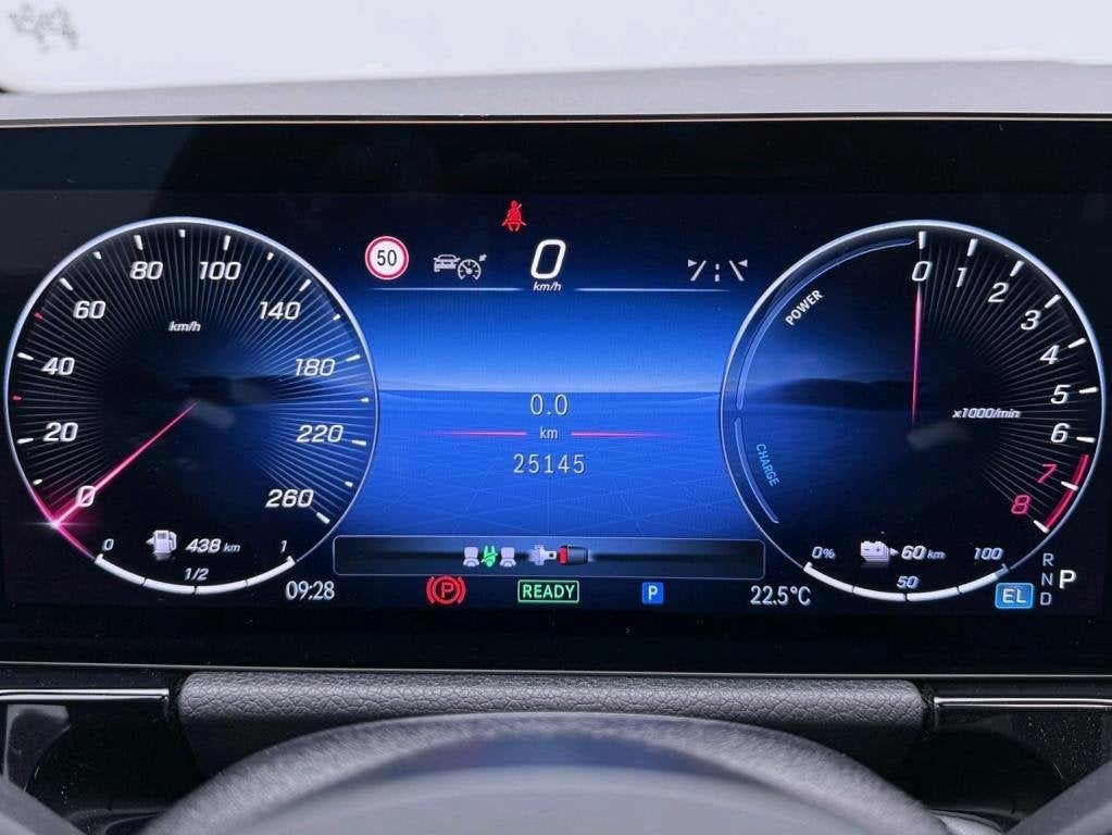 Mercedes-Benz GLA 250 e AMG Line + TREKHAAK + PANO DAK + MUL, Auto's, Dealer onderhouden, Zwart, 4 cilinders, Bedrijf