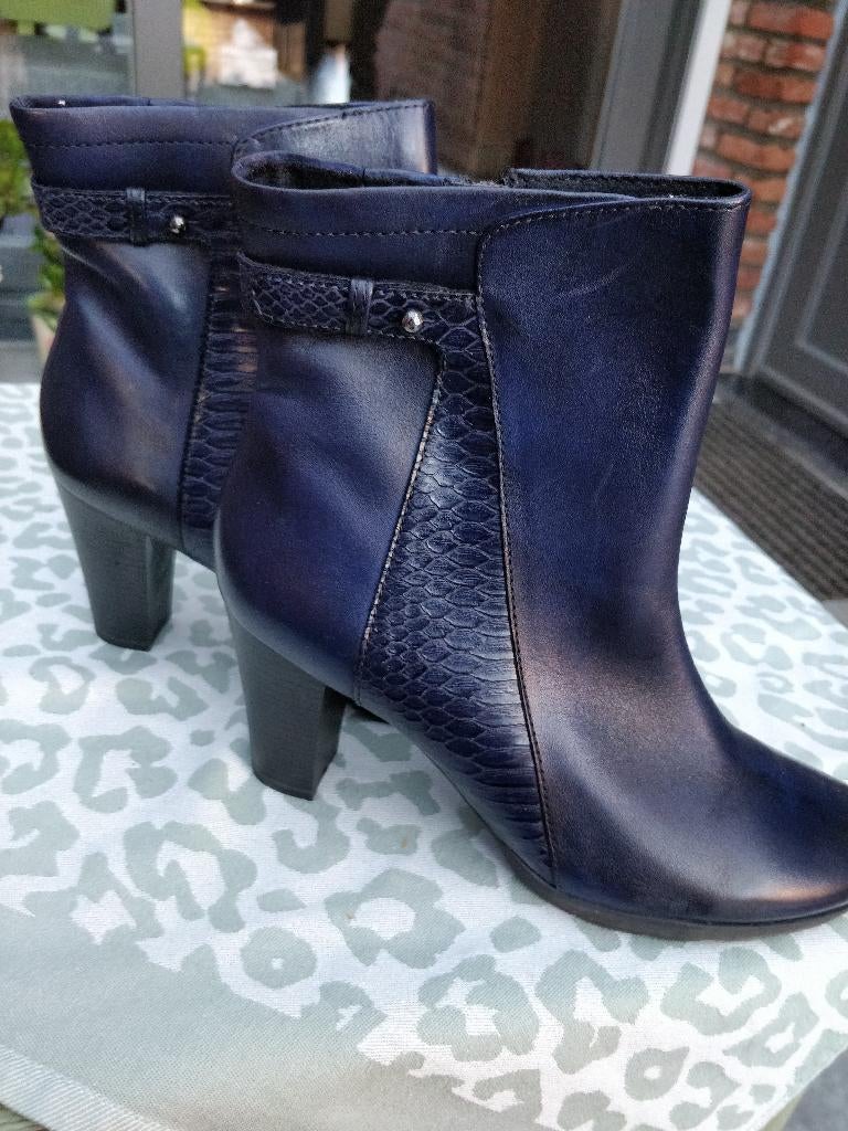 NIEUW leder laarsje blauw maat 38,5, Vêtements | Femmes, Chaussures, Neuf, Boots et Botinnes, Bleu, Enlèvement ou Envoi
