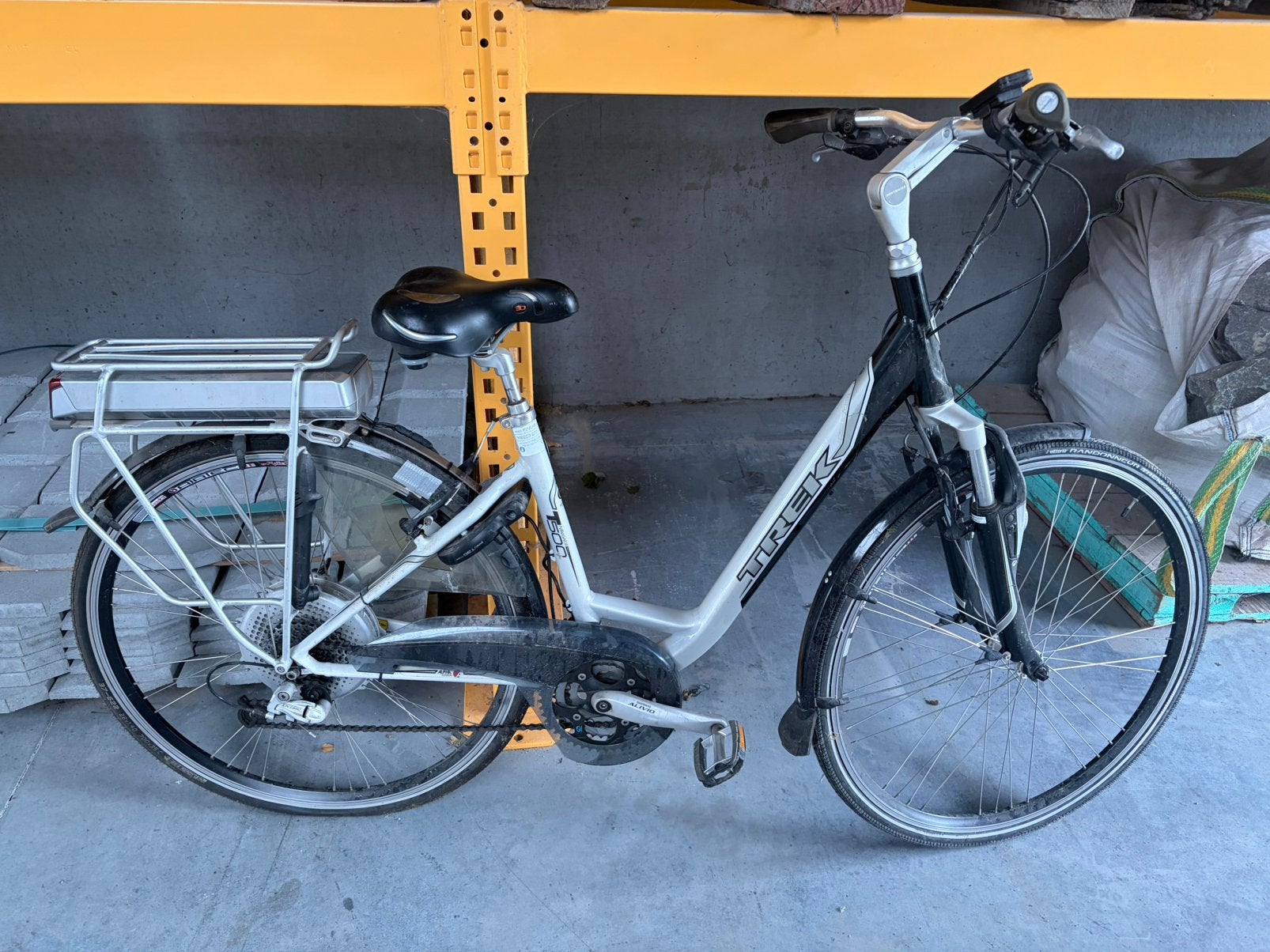 Trek damesfiets kapotte batterij, Fietsen en Brommers, Ophalen, Gebruikt