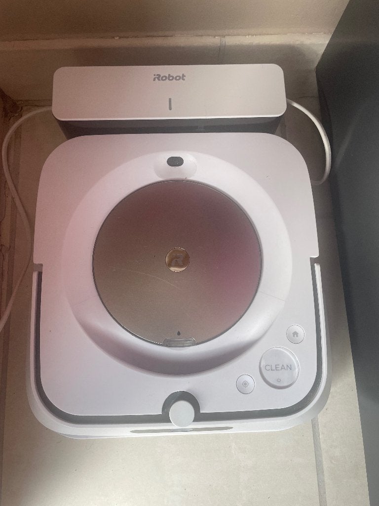 iRobot Braava jet m6 Dweilrobot – Inclusief laadstation, Electroménager, Aspirateurs, Comme neuf, Nettoyeur de sols, iRobot, Contrôlable via application