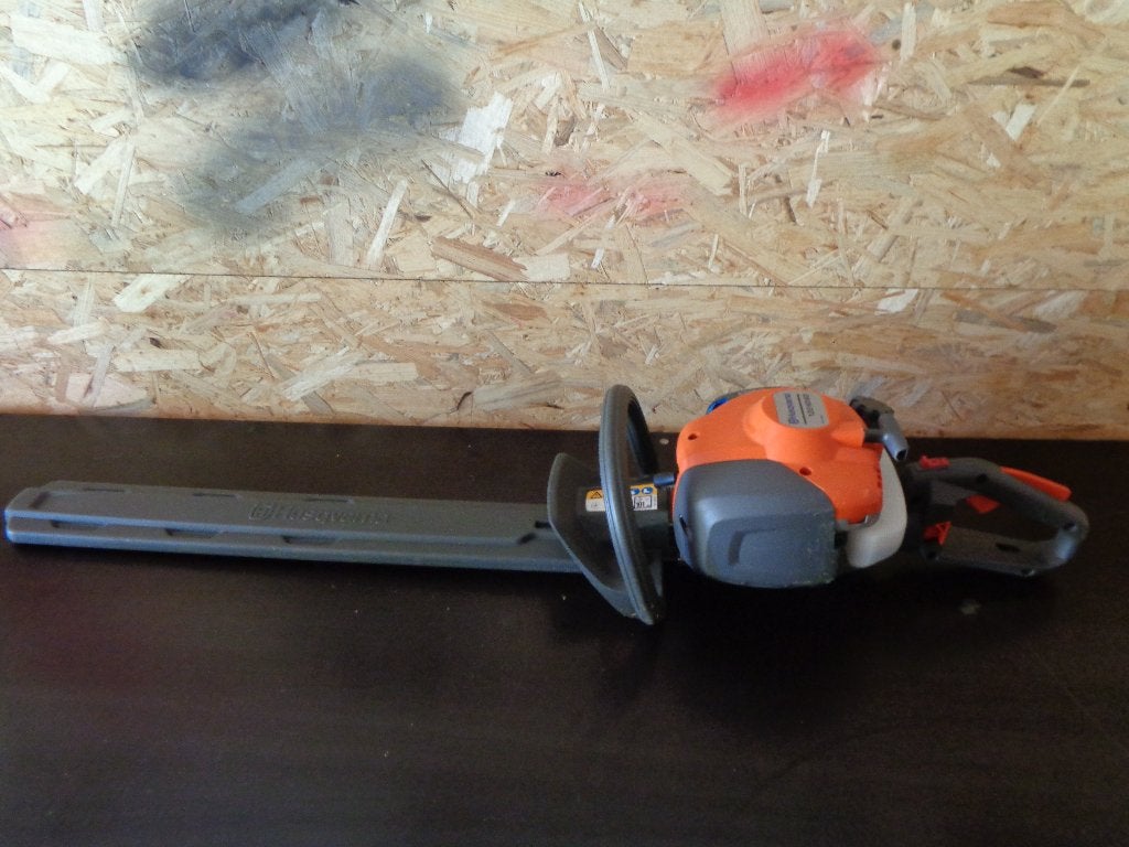 Husqvarna 122hd60 heggenschaar 600mm, Ophalen, Zo goed als nieuw, Benzine, Husqvarna stihl honda