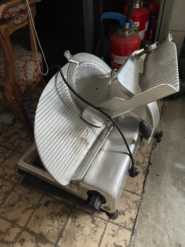 Machine de découpe de viande professionnelle Scharfen, Enlèvement, Utilisé, Boulangerie et Boucherie