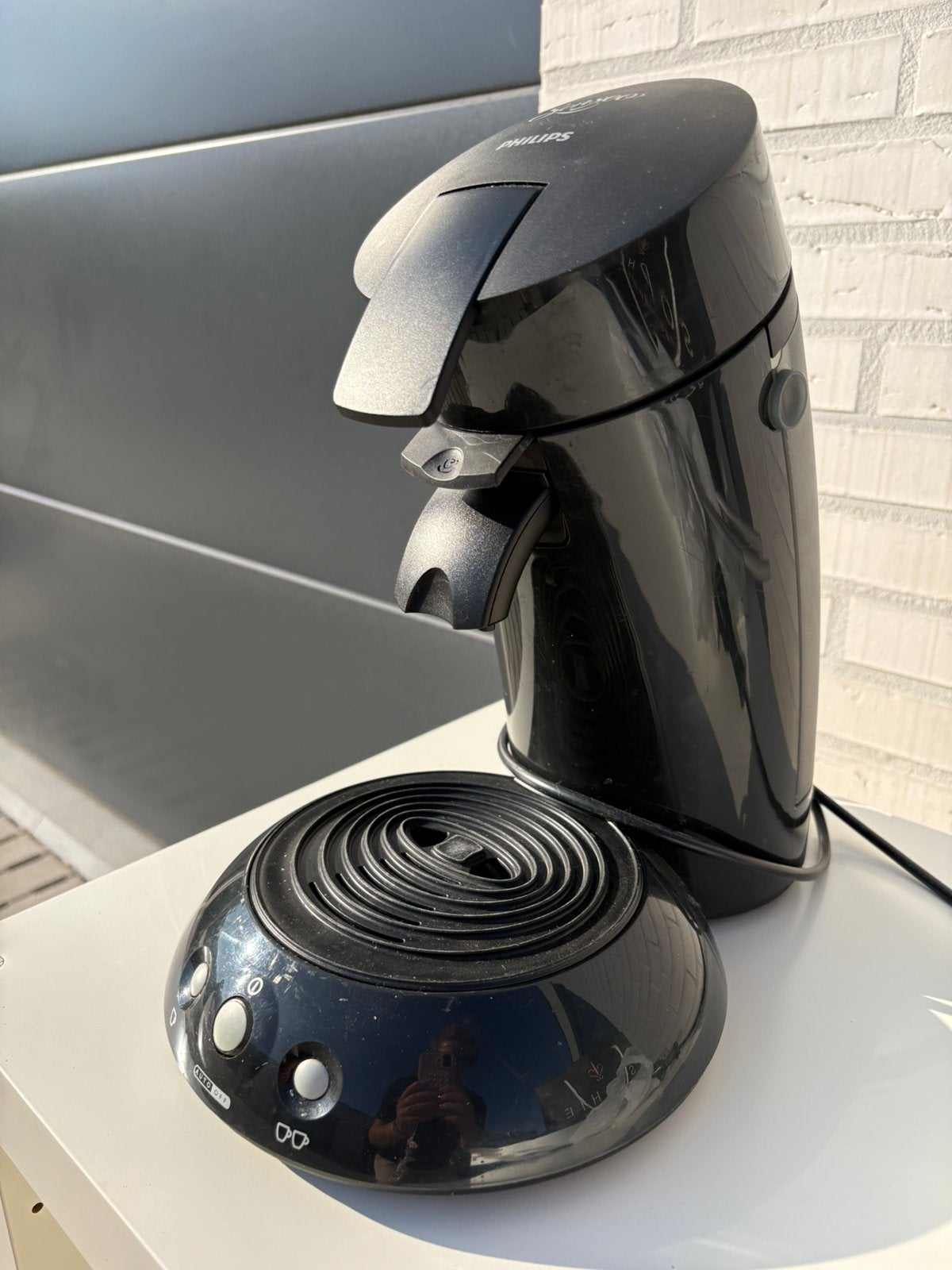 Philips Senseo koffiemachine – Zwart – Werkt perfect, Elektronische apparatuur, Ophalen, Zo goed als nieuw, Koffiemachine