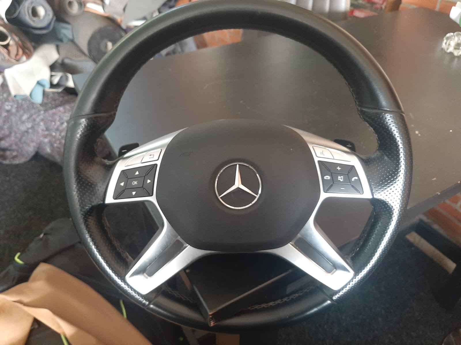 Volant Mercedes ML w166, Enlèvement