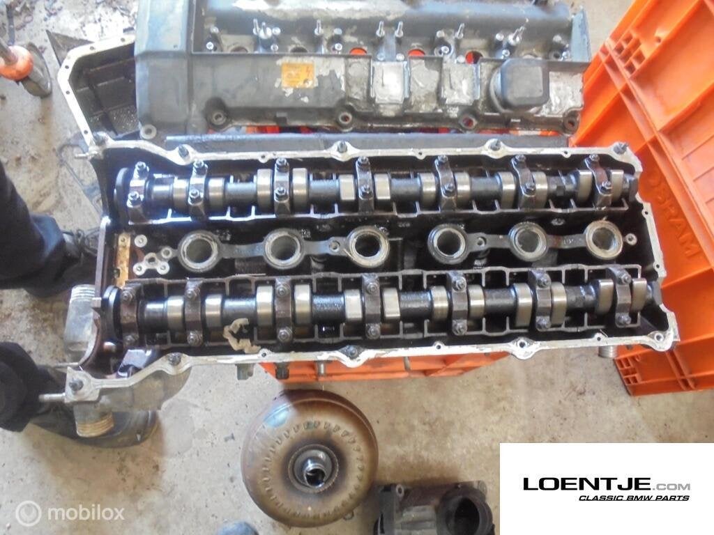 Cilinderkop BMW e36 e36 m50 320i 520i 1720901, Enlèvement ou Envoi, Utilisé, BMW, BMW
