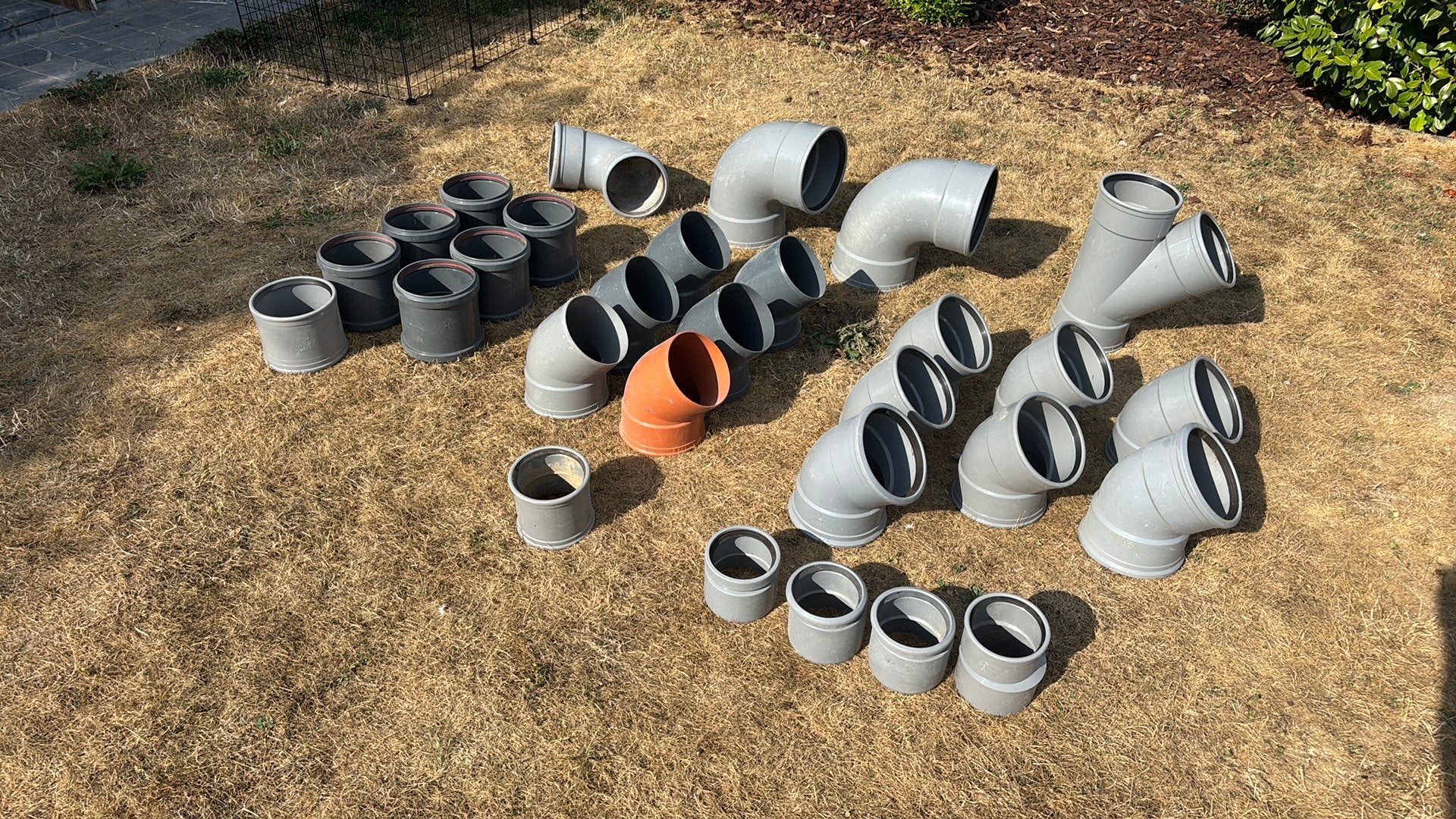 Pvc bochten, Doe-het-zelf en Bouw, Buizen en Afvoer, Ophalen, Zo goed als nieuw, PVC, Bochten