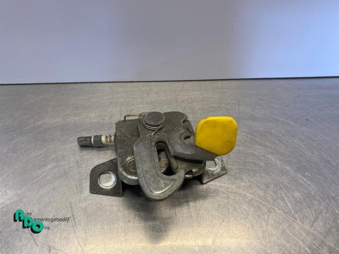 Mécanique de verrouillage capot d'un Peugeot Boxer (Boxer 0, -, 3 mois de garantie, Utilisé, -