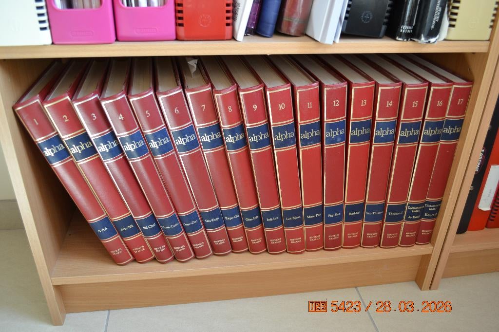 Encyclopédie Alpha, Enlèvement